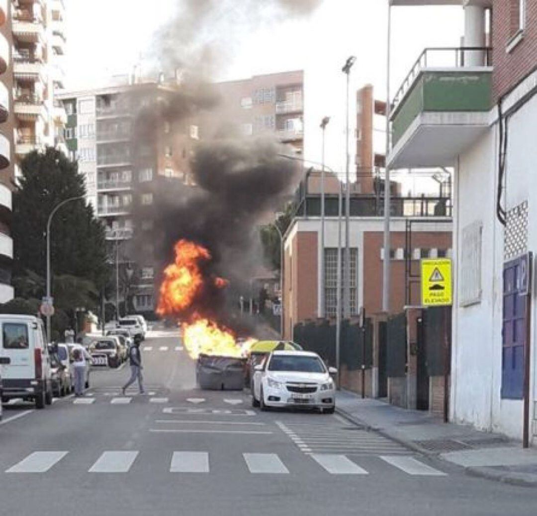 Incendio contenedor en Guadalajara