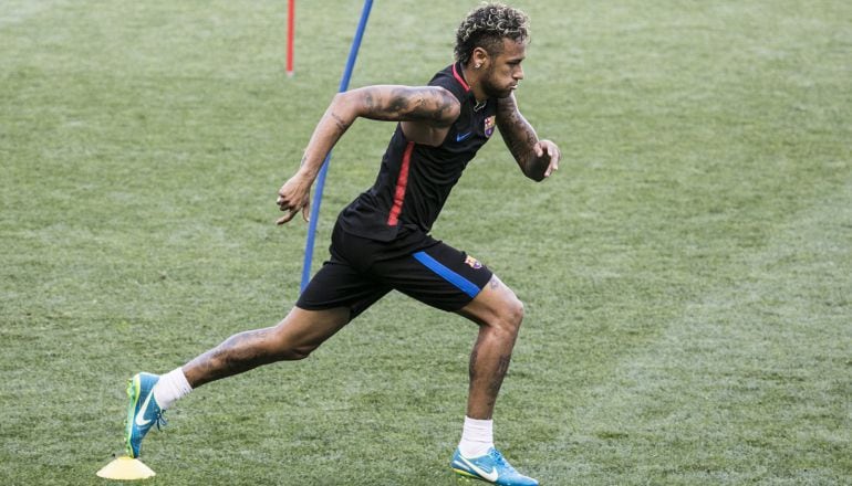 Neymar, durante el entrenamiento en Estados Unidos con el Fútbol Club Barcelona