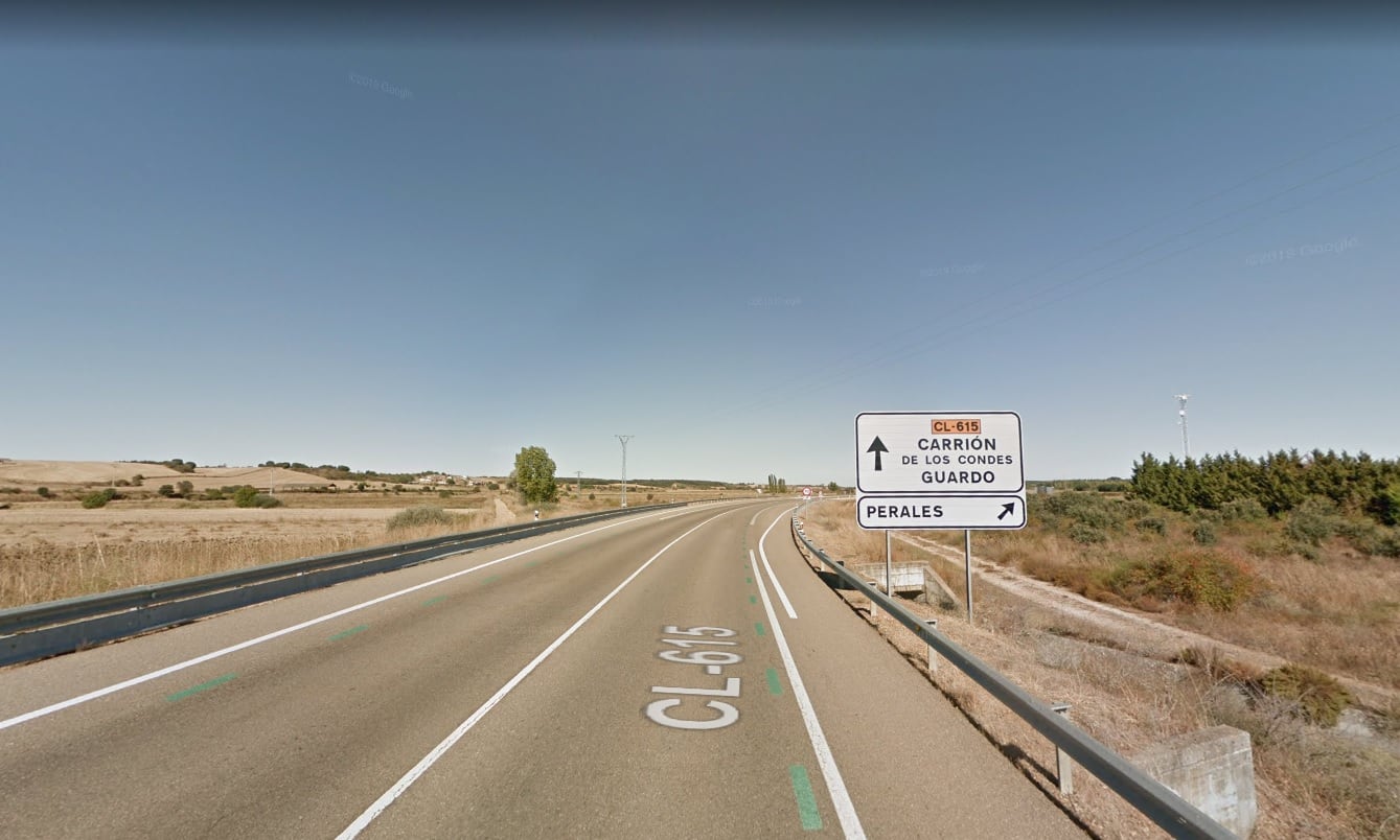 Un herido leve en un siniestro vial en la CL615 a la altura de Perales, Palencia