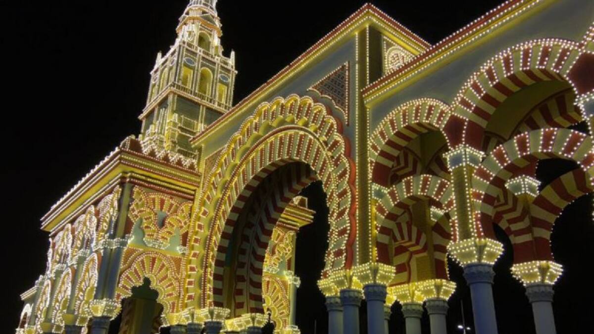 El Ayuntamiento aplaza el Mayo Festivo y busca fechas alternativas tras el verano