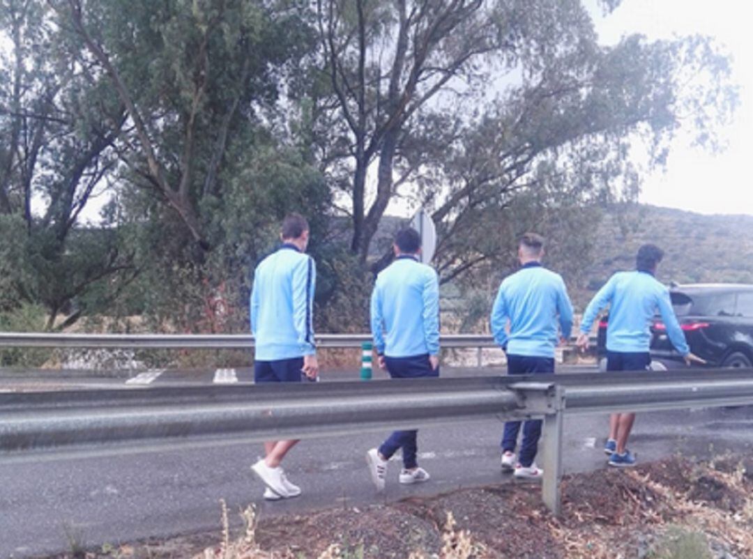 Parte de la plantilla del San Fernando en el momento de su evacuación