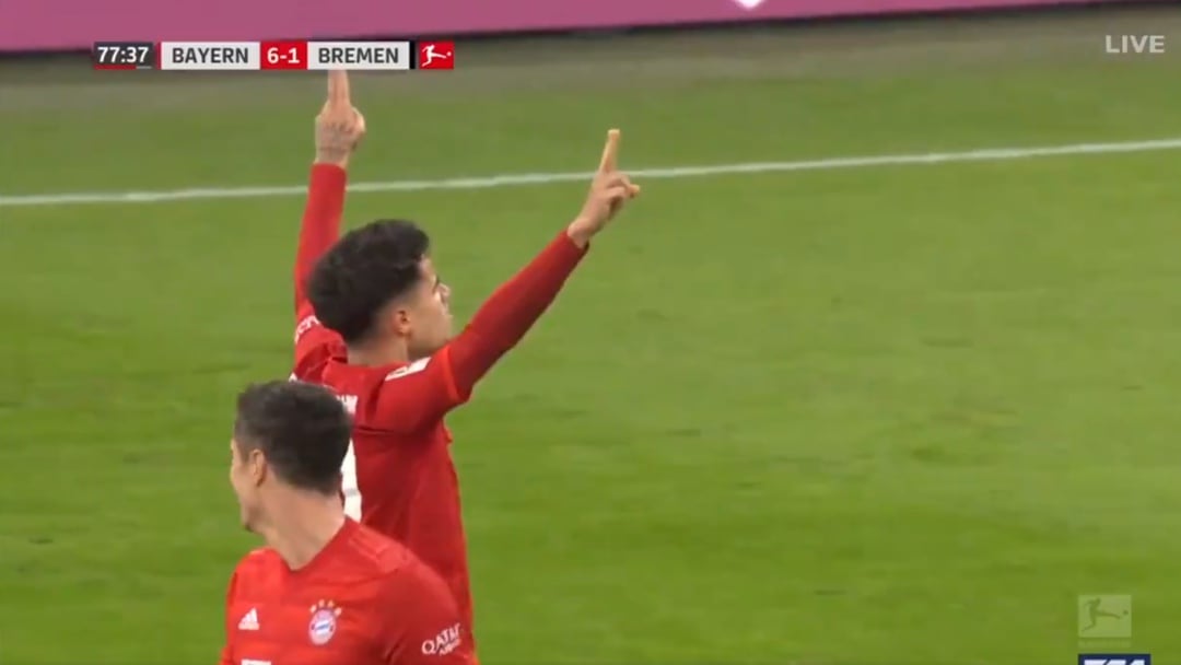 Coutinho celebra su hat trick en el Allianz Arena