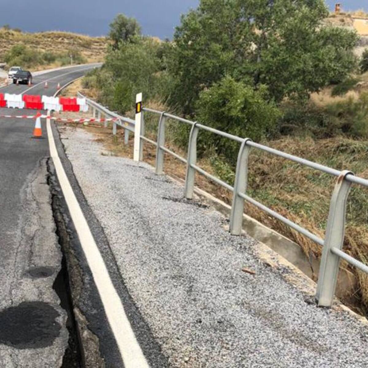 El Ejército estudia ya la petición para construir un puente provisional sobre el río Baza