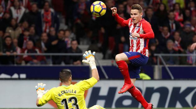 Gameiro pudo decidir el derbi en la recta final