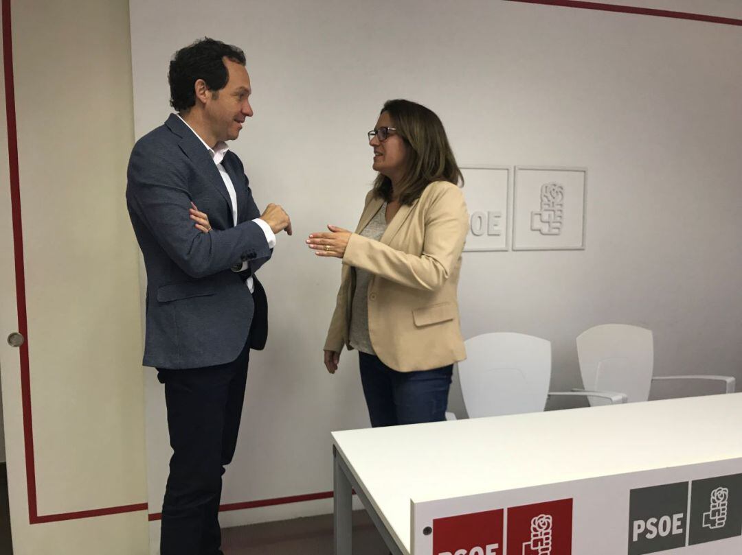 Els caps de llista donen per iniciada la precampanya electoral del 26-M tot i que aquest dimecres tenen el primer gran acte públic.