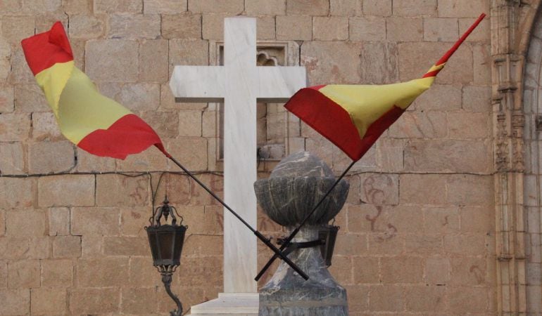 Cruz de los Caídos de Callosa del Segura 