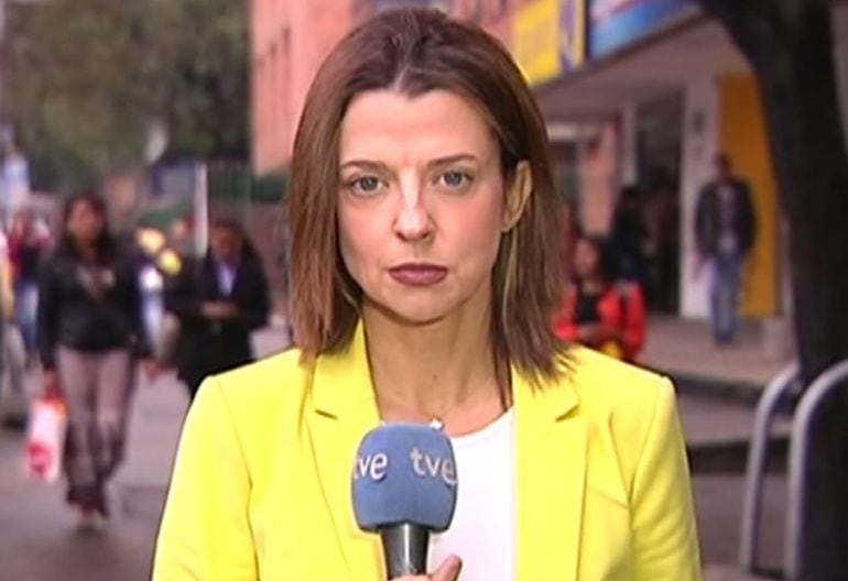 La corresponsal de TVE en Colombia, Nuria Ramos, en una imagen de la cadnea