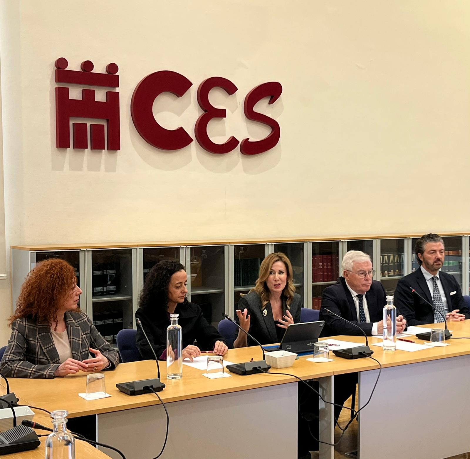 La consejera de Empresa, Empleo y Economía Social, Marisa López Aragón, durante su intervención