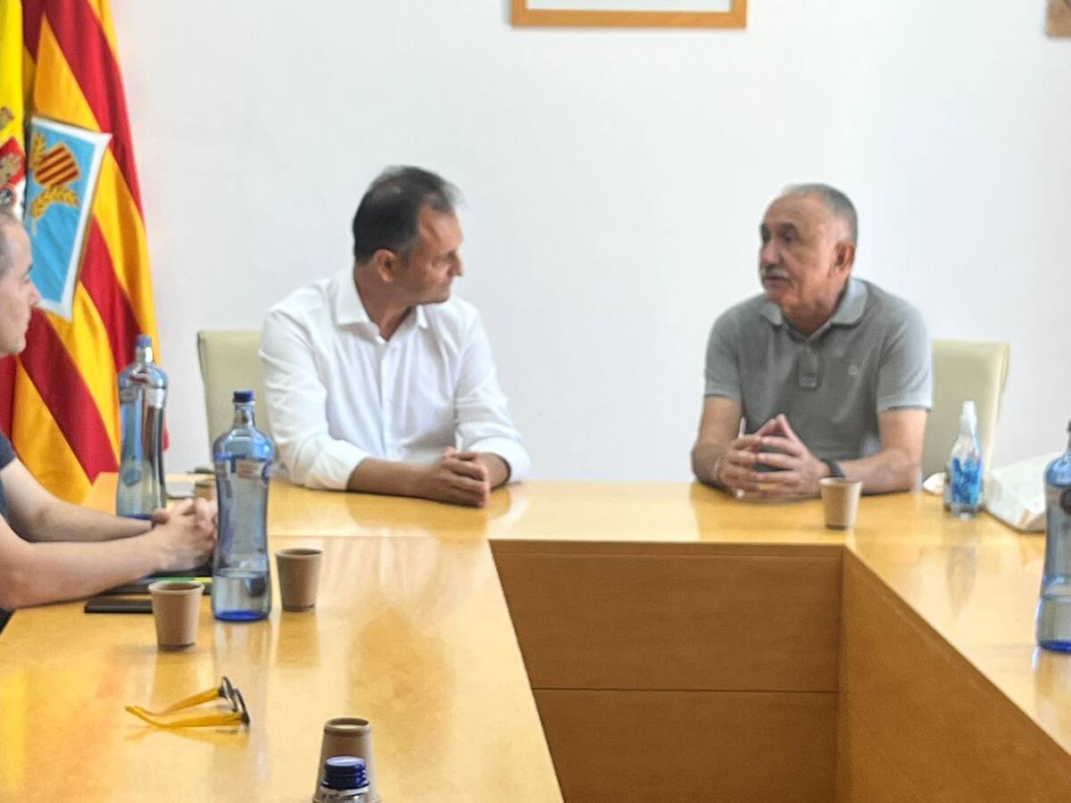 El líder de UGT reclama medidas urgentes para hacer frente a la falta de vivienda del personal de hostelería en Formentera