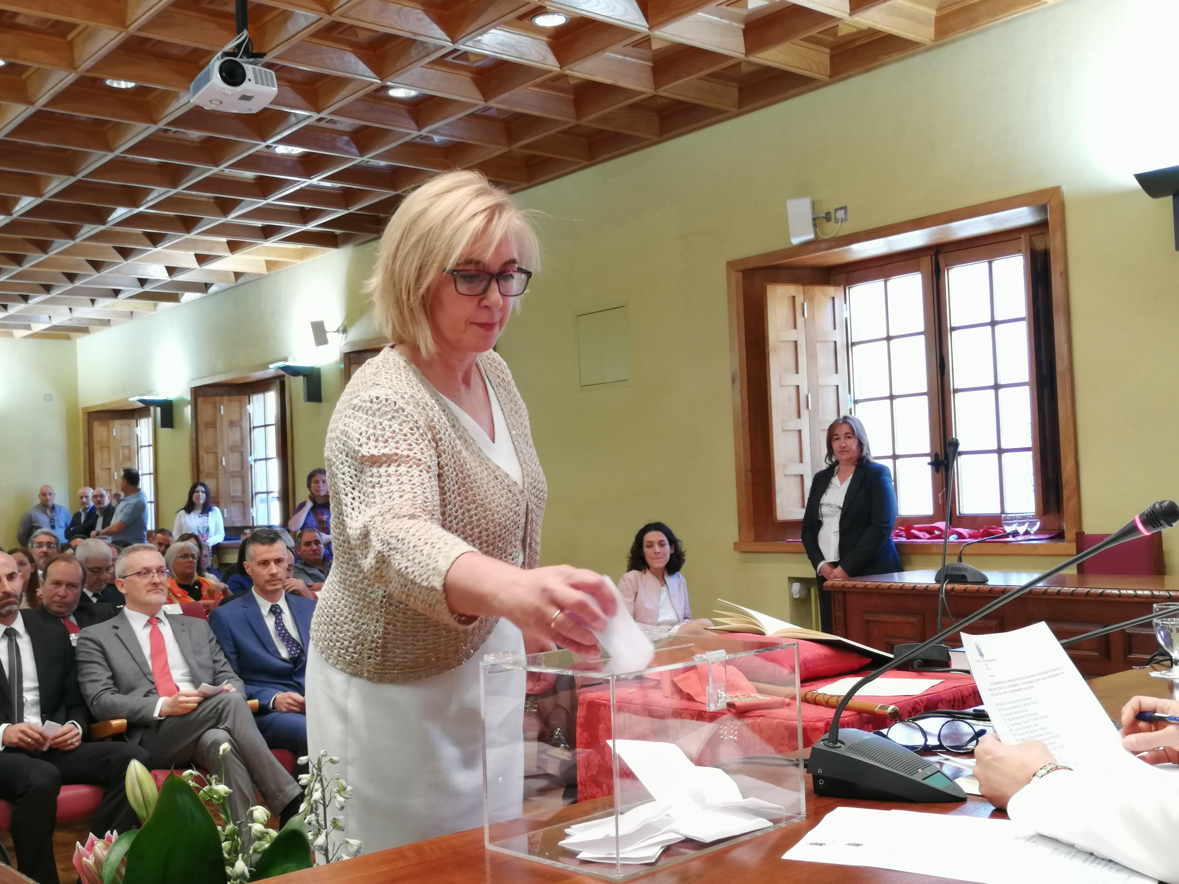 Elena Betés en su toma de posesión como concejala del PAR en 2019