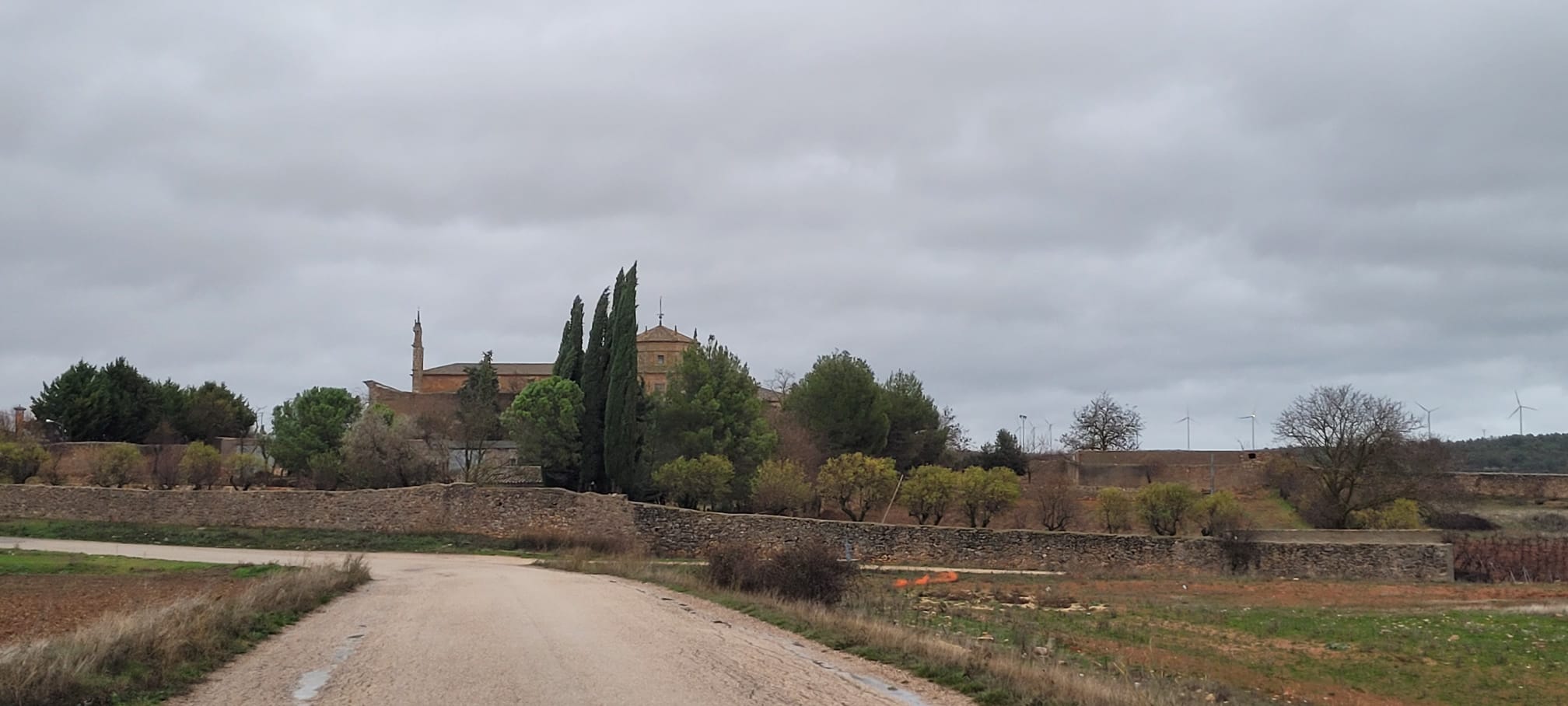 Huerto de los Frailes frente al convento de la Virgen de la Loma en Campillo de Altobuey (Cuenca).