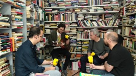 Mike Sun actuando en directo en Córdoba Hoy por Hoy desde el Mercado Sánchez Peña