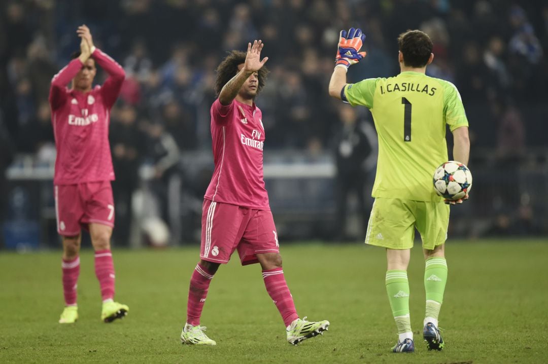 Casillas y Marcelo se saludan