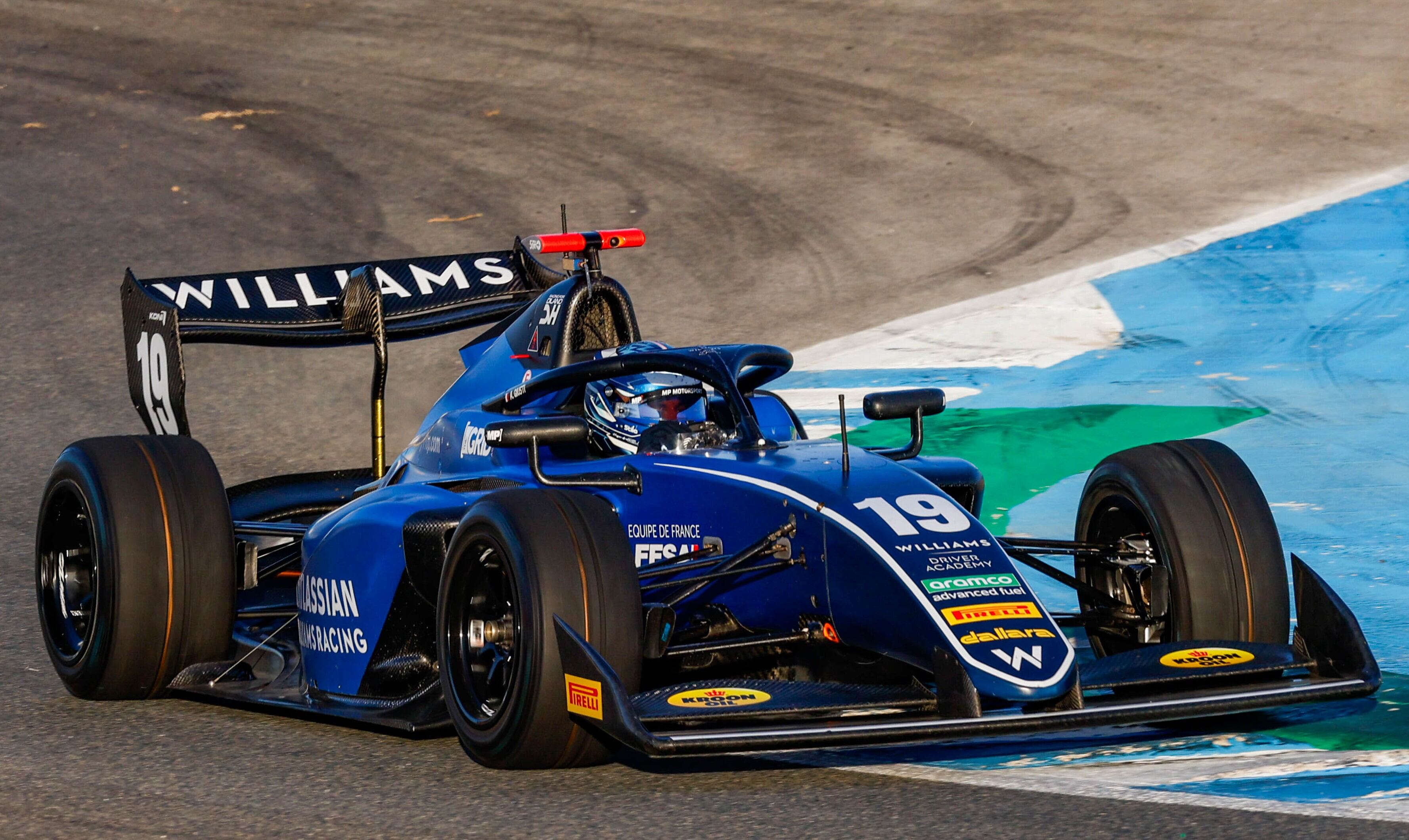 Monoplaza de F3 en el Circuito de Jerez