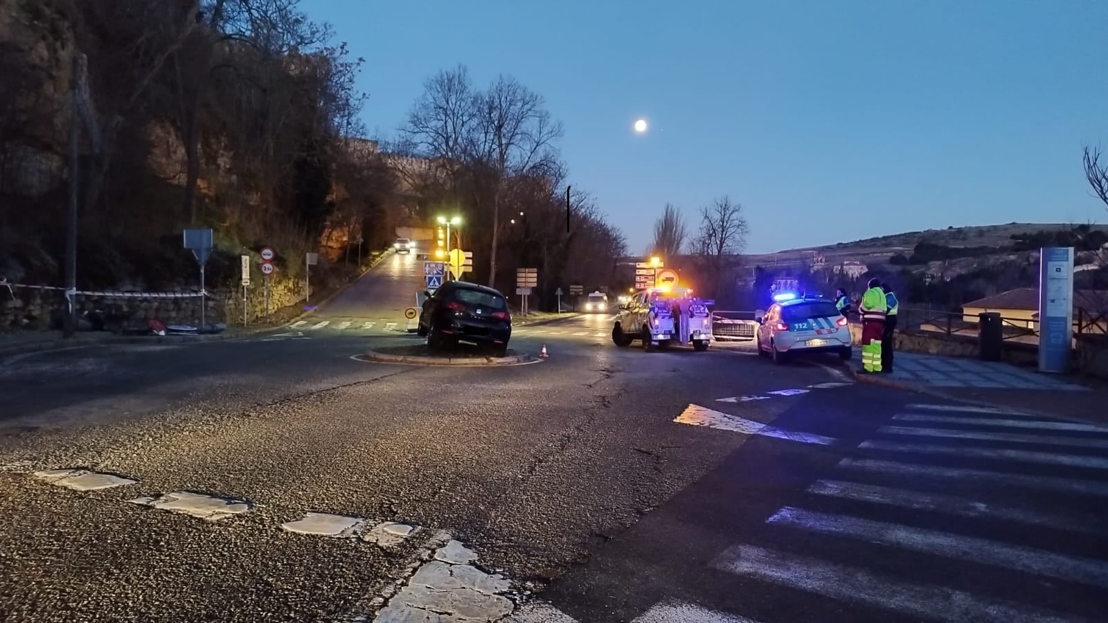 Aparatoso accidente en el Paseo de Santo Domingo de Guzmán