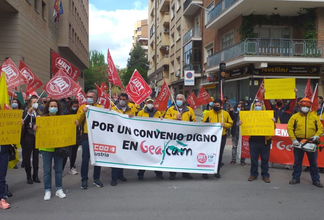 Concentración de trabajadores de Geacam