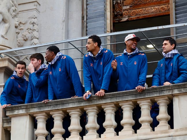 Segunda mascletà de las Fallas 2026 con firma de Hermanos Sirvent dedicada a su padre