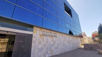 Un informe pericial apunta a la falsificación de una prueba en un proceso de empleo público en Almenara: la jueza reabre la investigación contra el Ayuntamiento