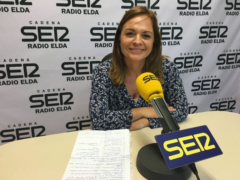 La Diputada explica en Vinalopó Hoy por Hoy las reuniones ha llevado a cabo en la comarca