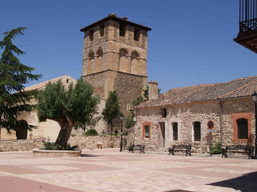 Plaza Mayor de Sotosalbos