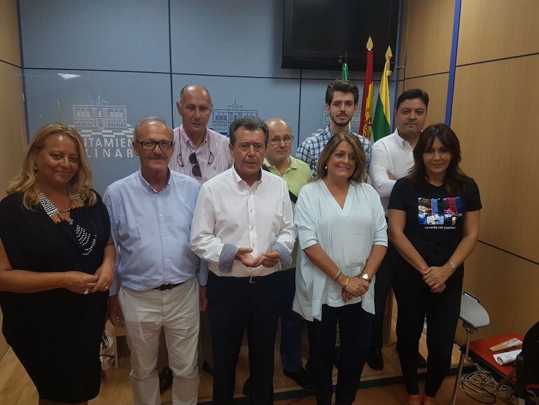 Algunos integrantes del nuevo equipo de gobierno municipal planteado