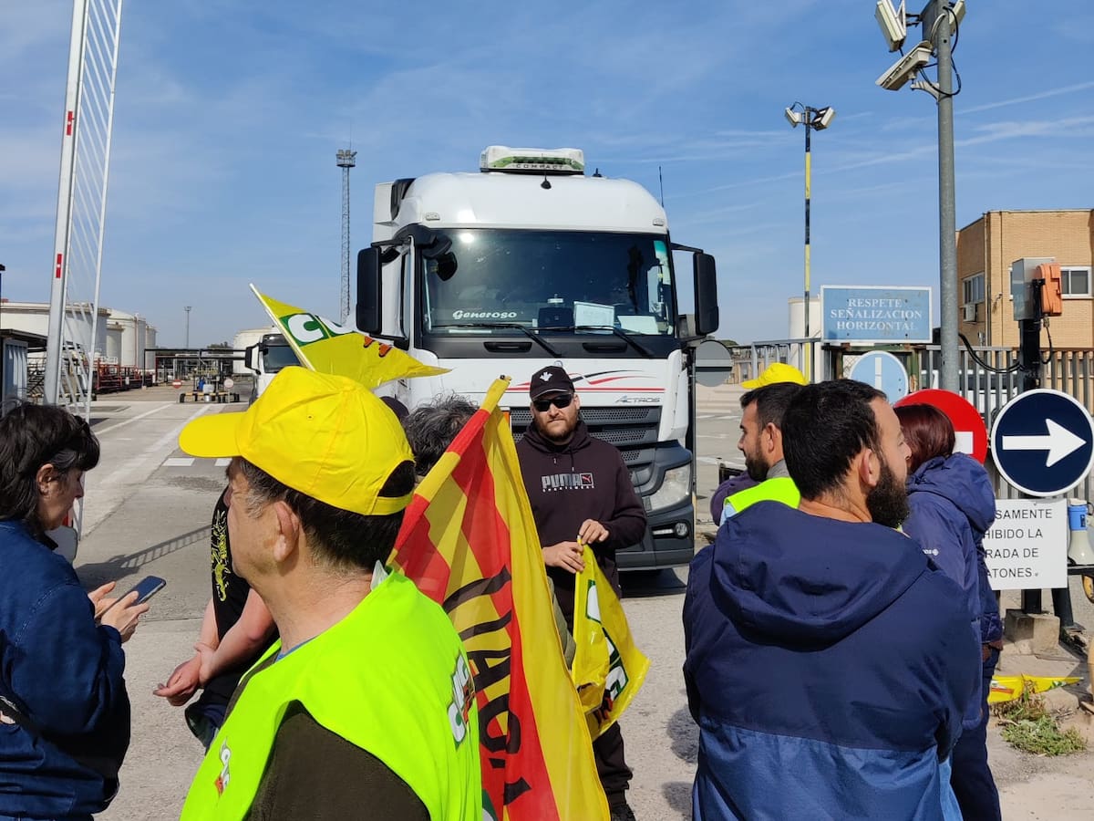 La subida del gasoil y los fertilizantes pone al límite a los agricultores aragoneses