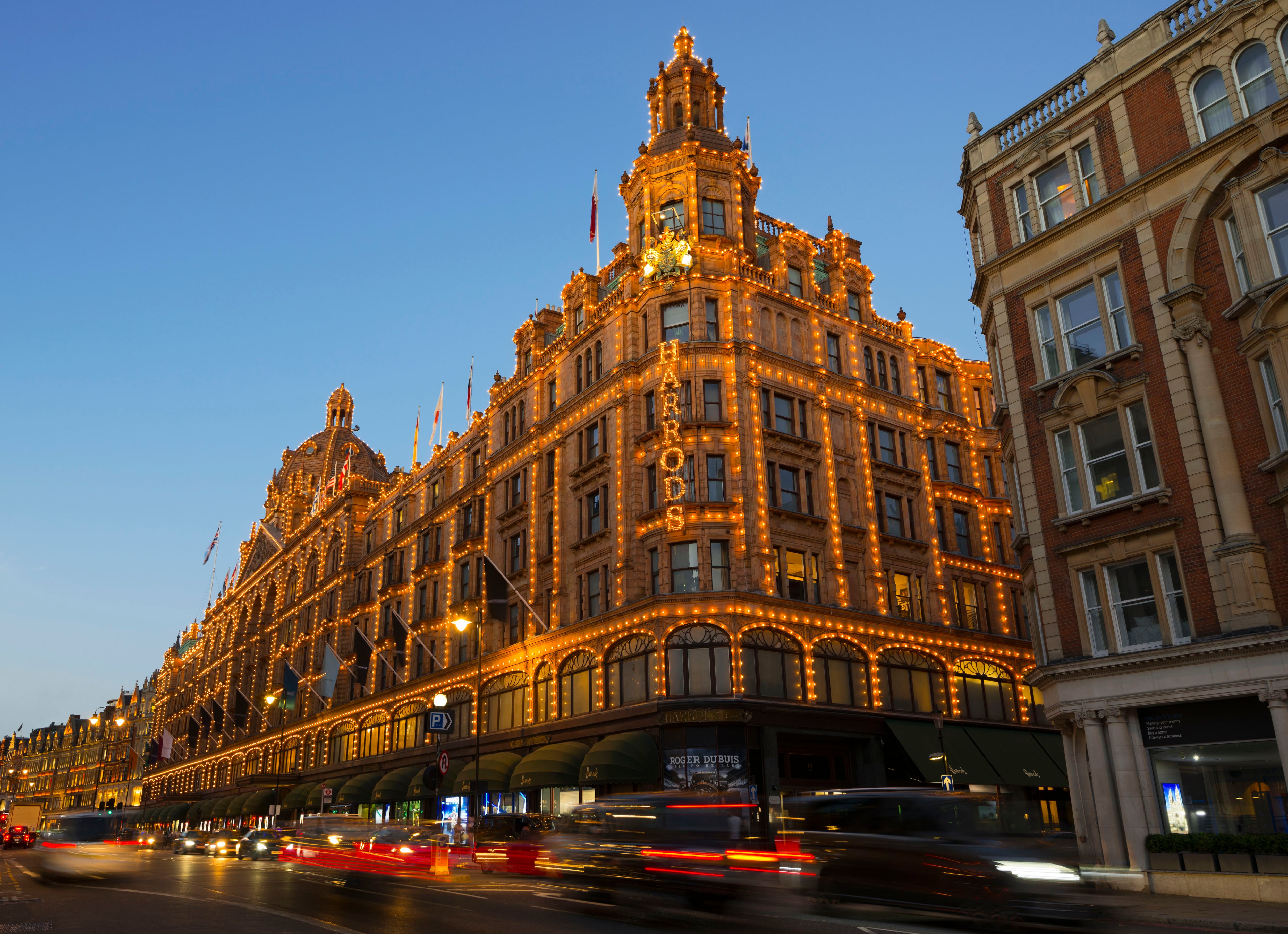 El edificio Harrods en Londres.