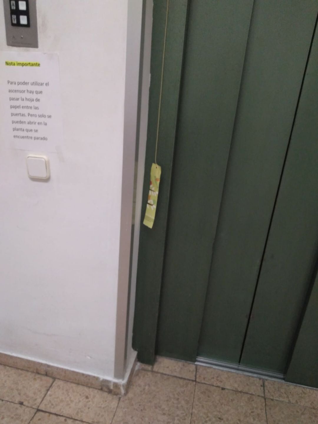 Ascensores averiados en la residencia Mixta