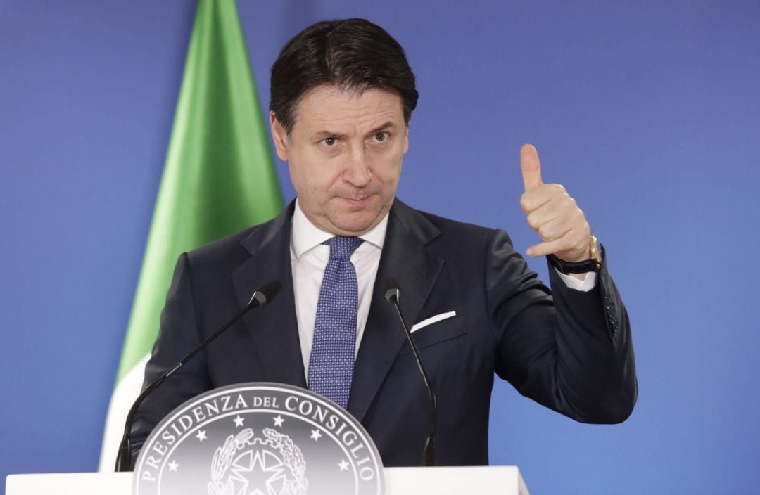 Giuseppe Conte presenta este martes su dimisión como primer ministro.