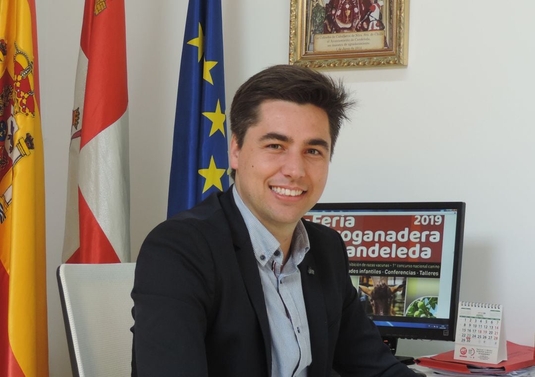 Carlos Montesino Garro