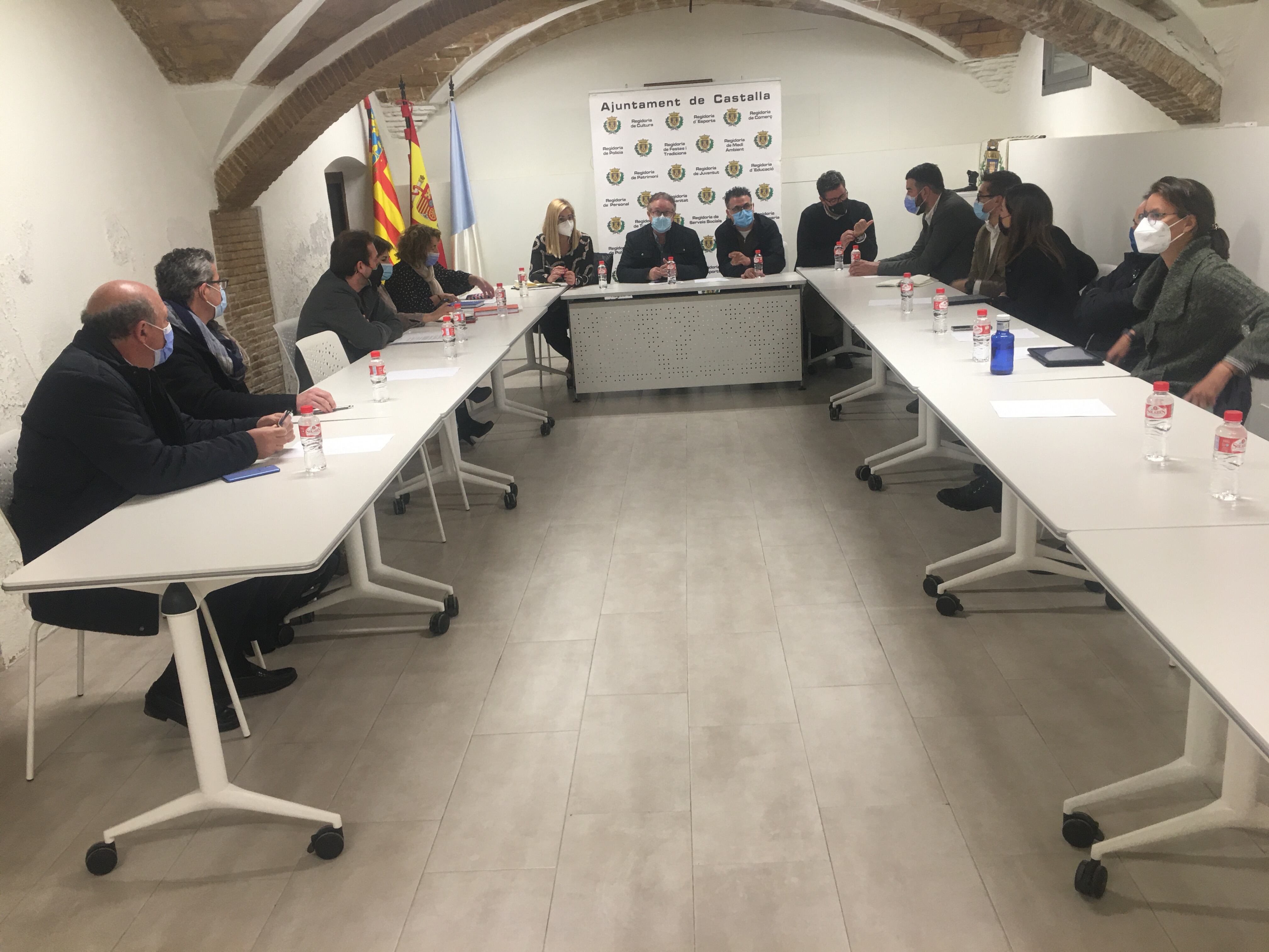 Reunión en Castalla para hablar del Xorret del Catí
