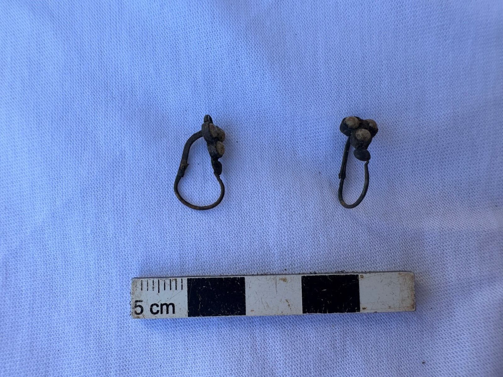 Objetos que se han encontrado en las excavaciones de las fosas de la Guerra Civil