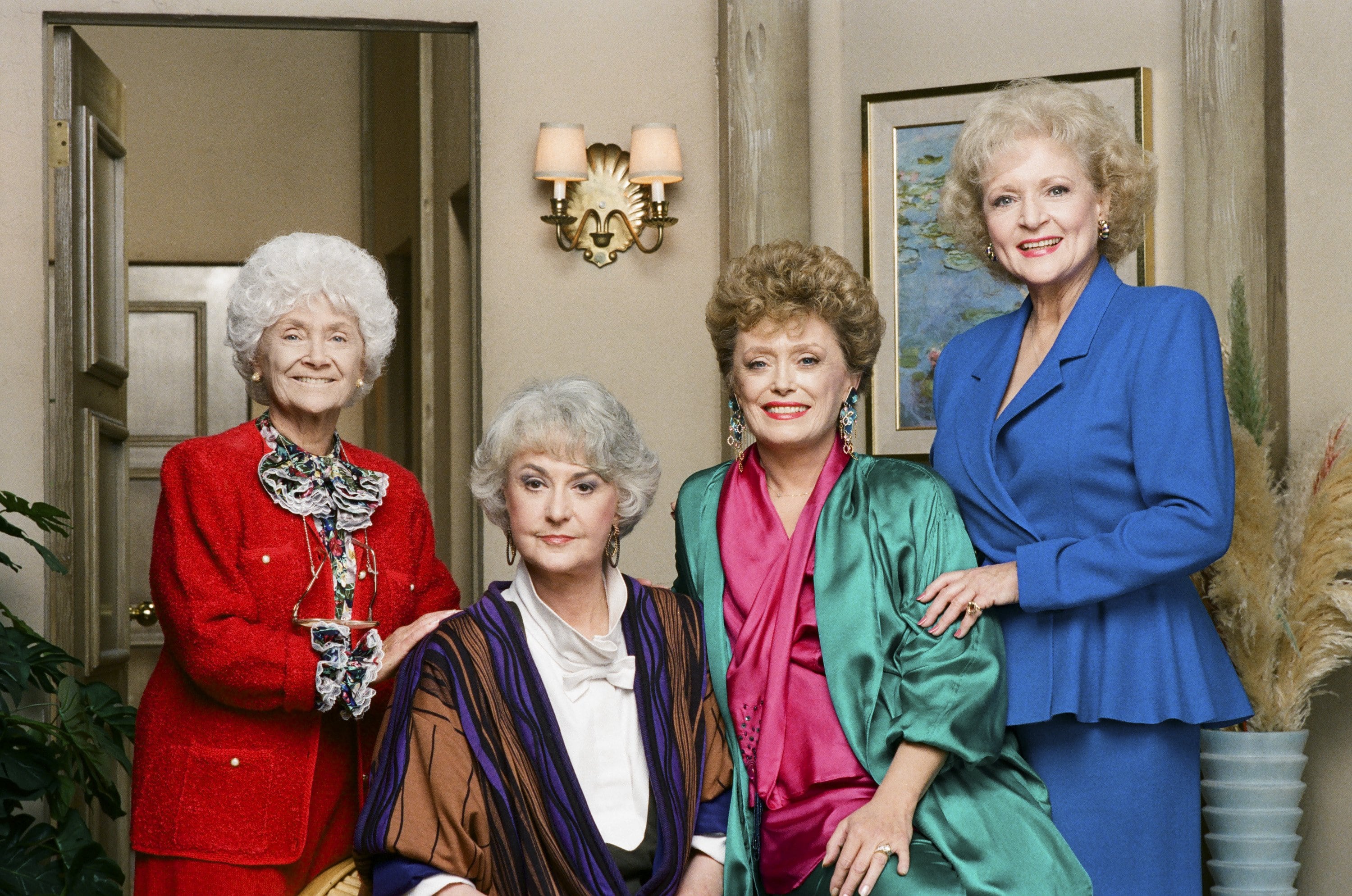 Las cuatro protagonistas de Las chicas de oro en la cuarta temporada: Estelle Getty, Bea Arthur, Rue McClanahan y Betty White. Paul Drinkwater/NBCU Photo Bank.