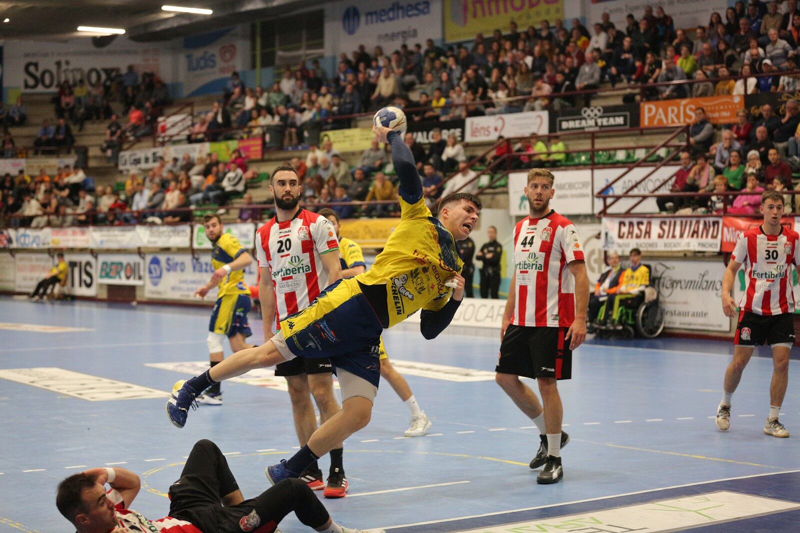 El pivote Pablo Herranz regresa tras su concentración con los Hispanos Júnior