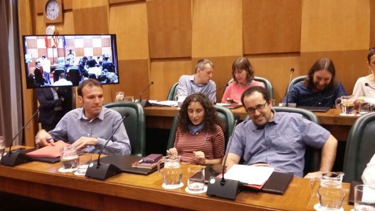 Grupo de Zaragoza en Común durante una sesión plenaria