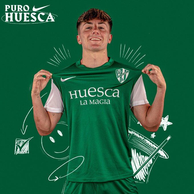 Tercera equipación de la SD Huesca de la temporada 22/23