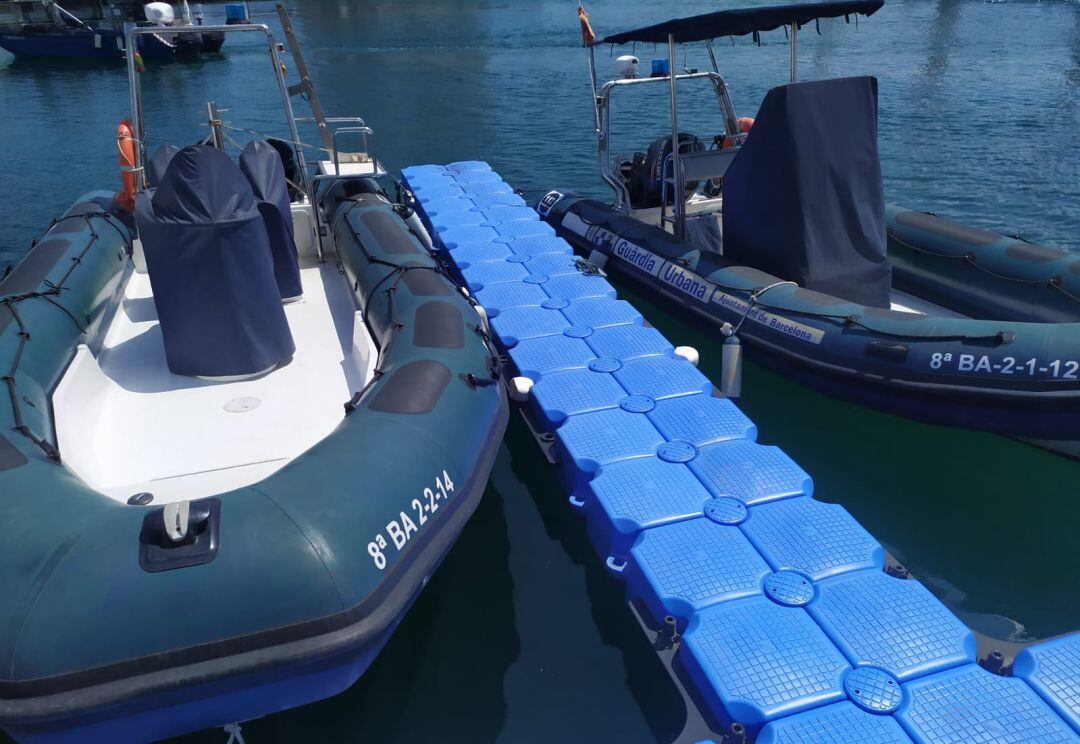 La Talaia i la Guaita amarrades a port