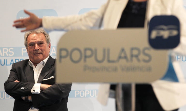 GRA486. VALENCIA, 27/04/2015.-. El presidente del Partido Popular de la provincia de Valencia y presidente de la Diputación de Valencia, Alfonso Rus, durante el acto de proclamación de todos los candidatos a las alcaldías de la comarca de Camp de Turia. EFE/Manuel Bruque.