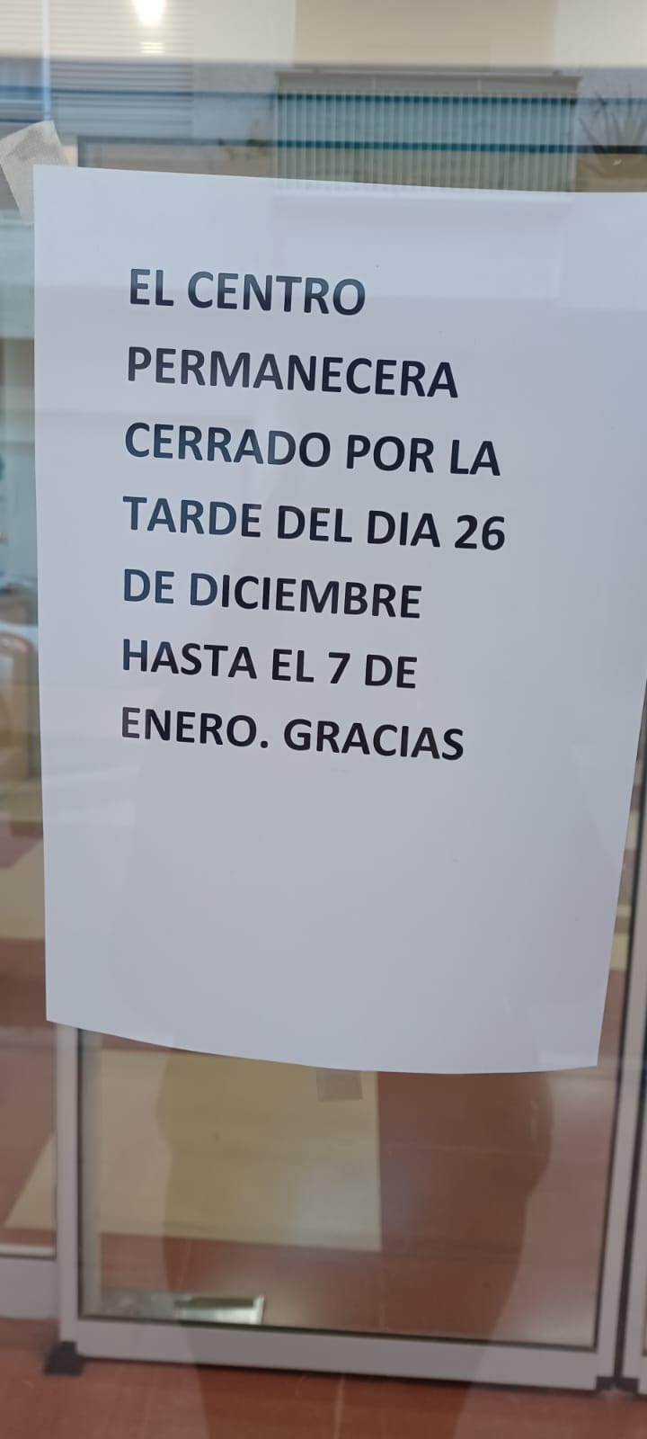 Cartel informativo en el Centro de Salud de La Viña
