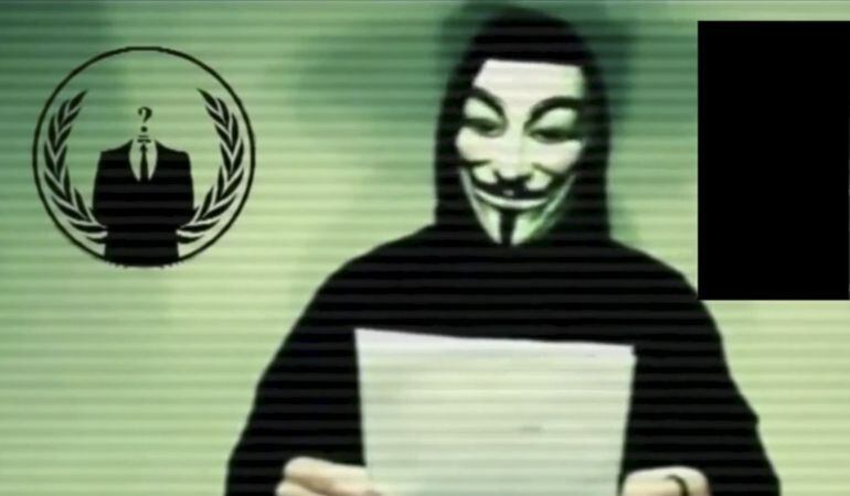 Imagen del vídeo en el que Anonymous amenaza con erradicar el Estado Islámico.