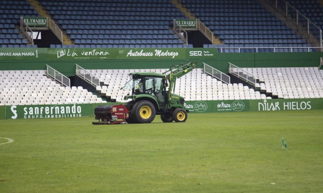 Trabajos de mejora y mantenimiento de Los Campos de Sport