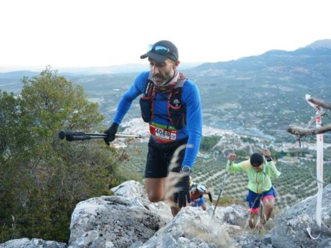 Una prueba 33 kilómetros y 2.000 metros de desnivel positivo