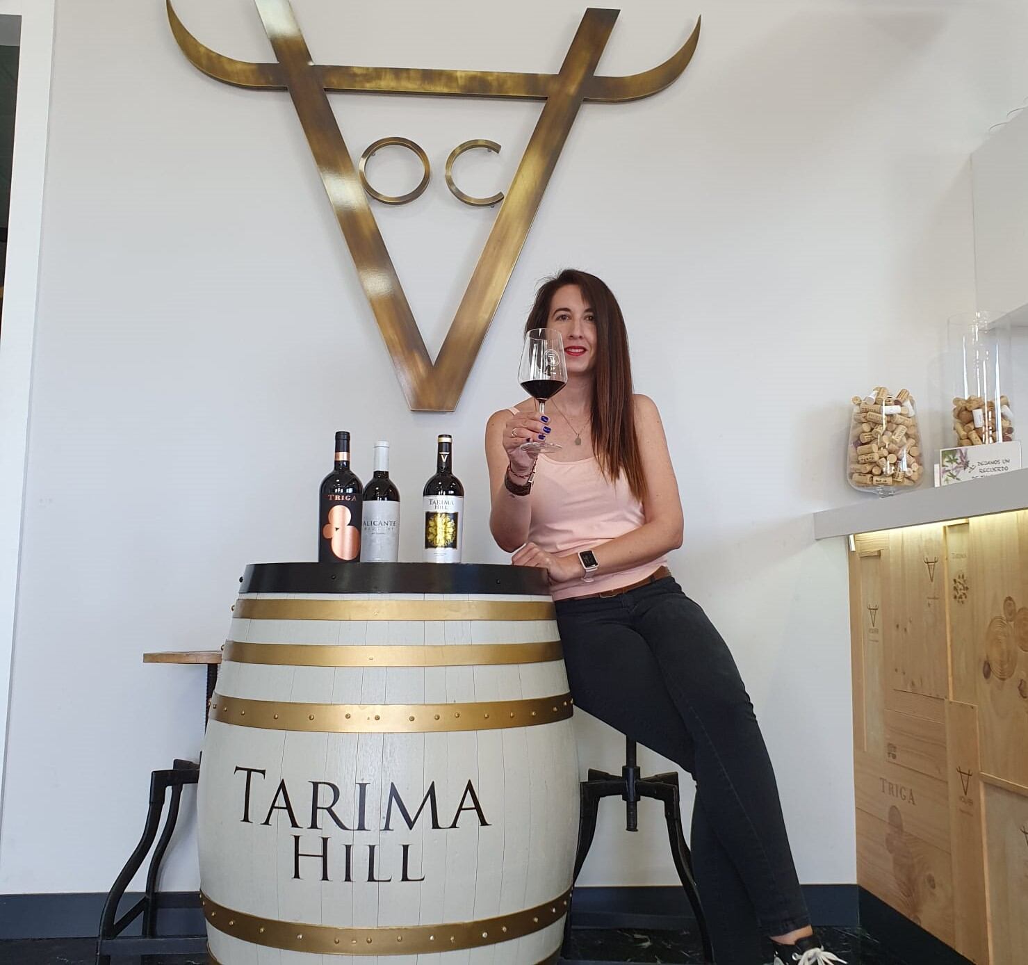 Lorena Gil, sumiller de Bodegas Valor, nos ayudará a saber cómo juntar en la boca el vino y el chocolate.