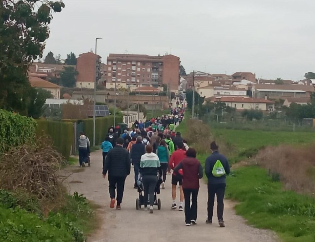 Más de 500 personas participaron en la carrera-caminata solidaria. Foto: Ayuntamiento de Altorricón