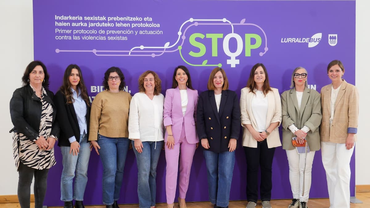Lurraldebus implanta su primer protocolo contra las violencias sexistas para garantizar entornos seguros en el transporte