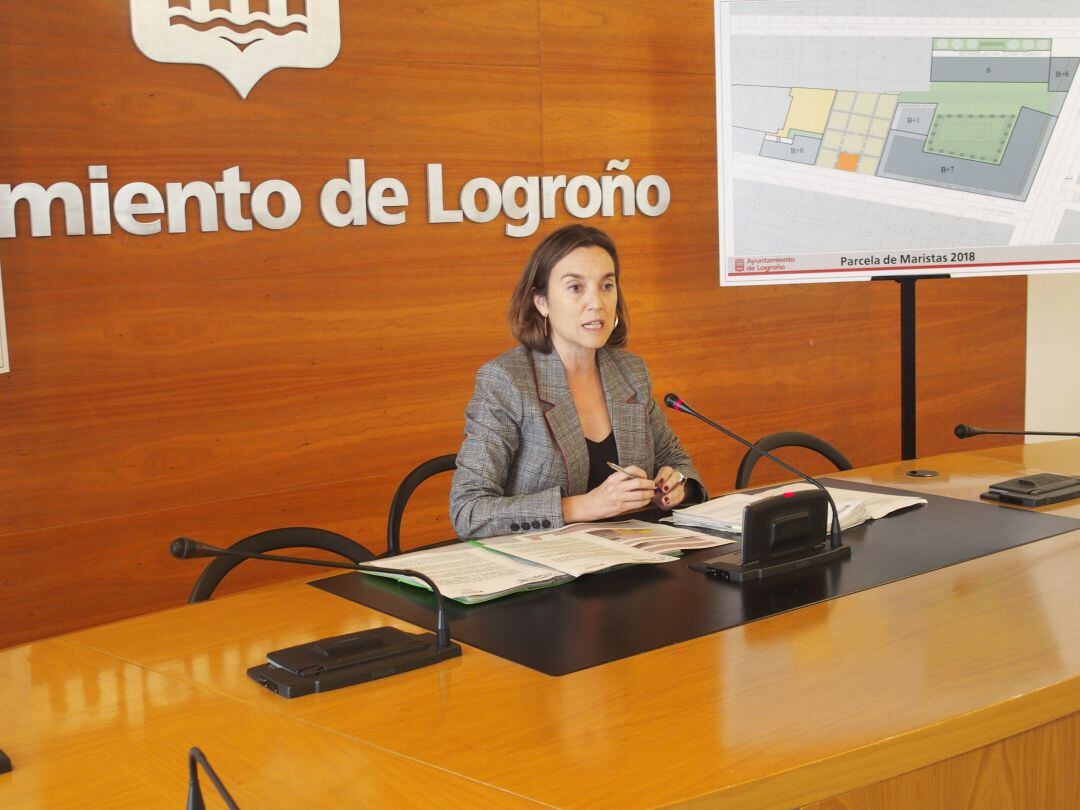 La alcaldesa en la presentación del proyecto