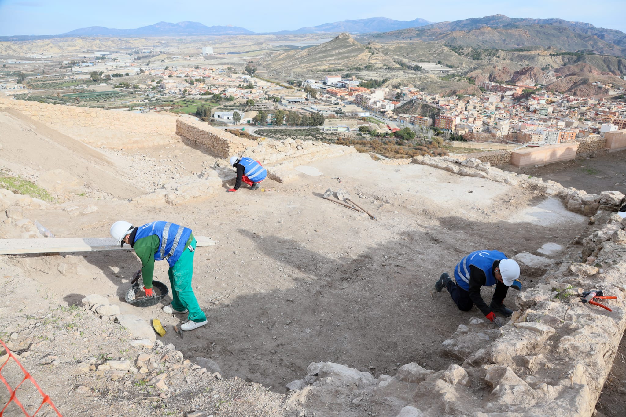 Excavaciones arqueológicas en el interior del Castillo de Lorca