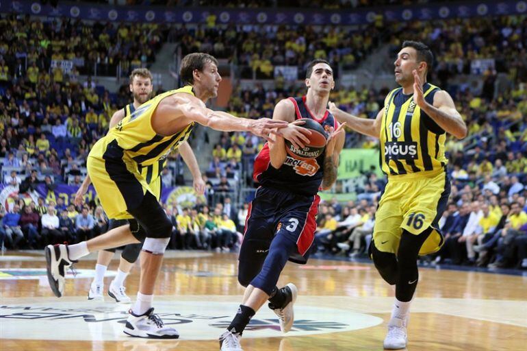 Vildoza en el segundo partido de la serie en Estambul.