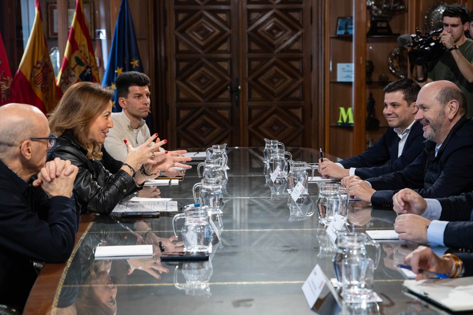 Reunión entre el Ayuntamiento de Zaragoza y el nuevo presidente de la RFEF