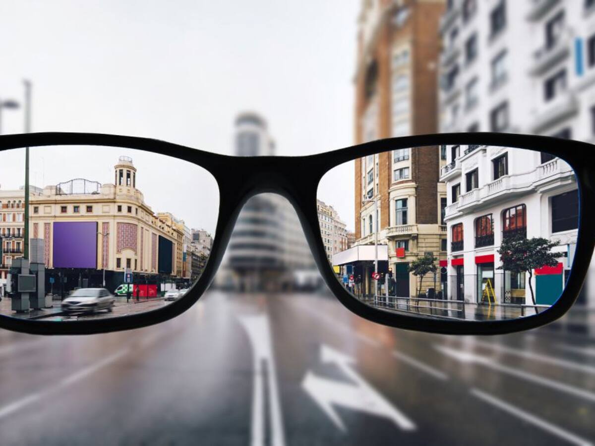 Casi 340.000 conductores murcianos circulan sin ver con nitidez